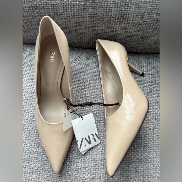 BRAND NEW ZARA LEATHER HEELS 38 with tag on (no box )! - Picture 4 of 12